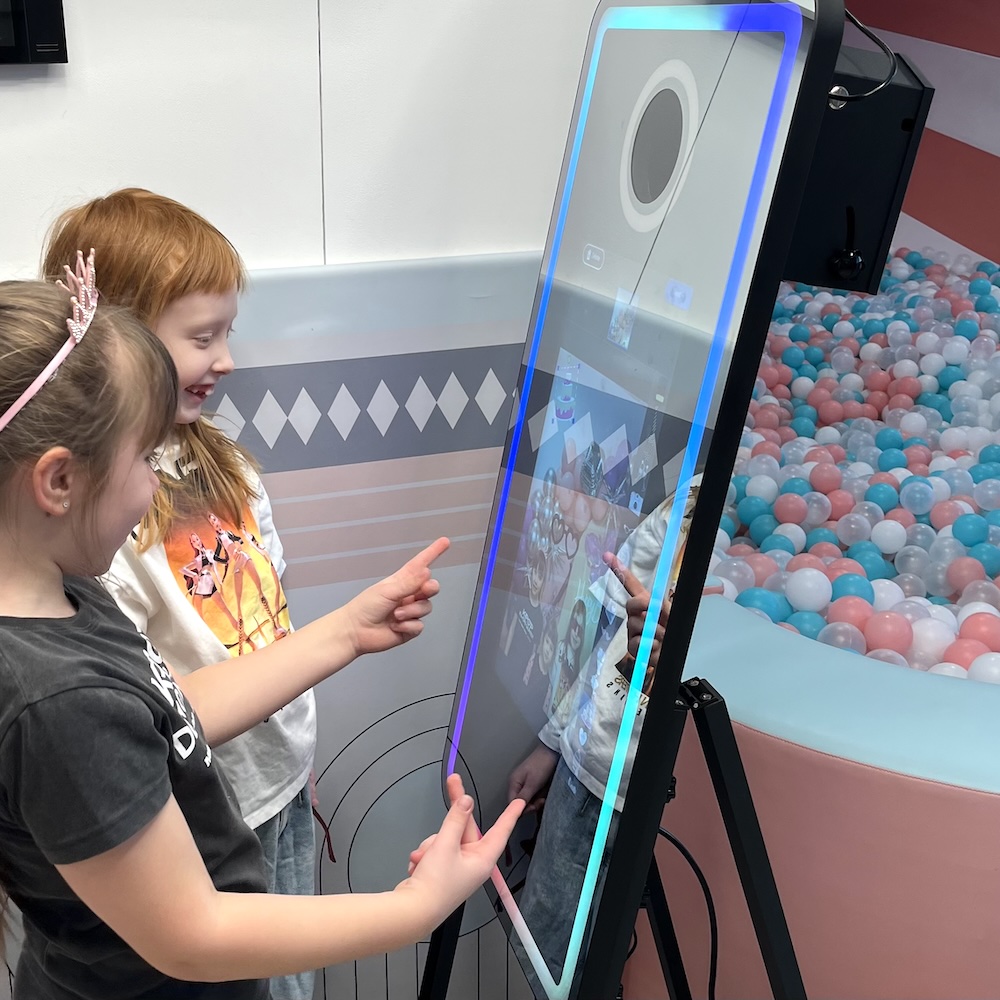 Fotoveidrodis vaikų gimtadienio šventėje